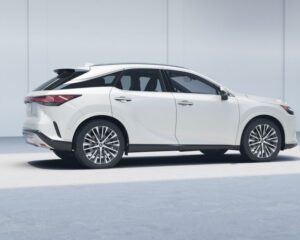 Lexus RX 450h+ Plug-In 2025